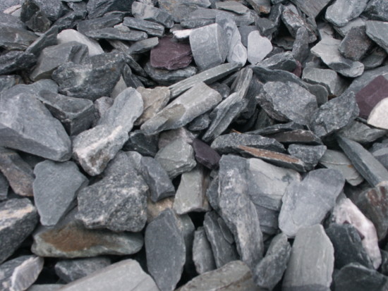 Black Slate Chippings 20mm