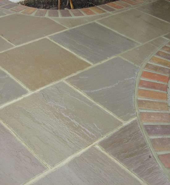 Verdi Imported Sandstone Paving 