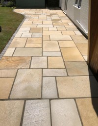 Sanded Formenta Sandstone Paving